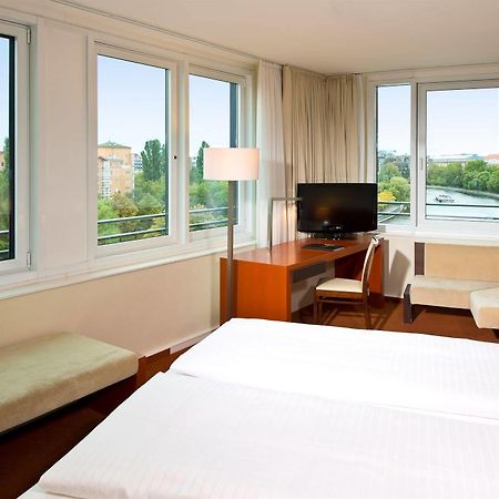 Adrema Hotel Berlin Bagian luar foto