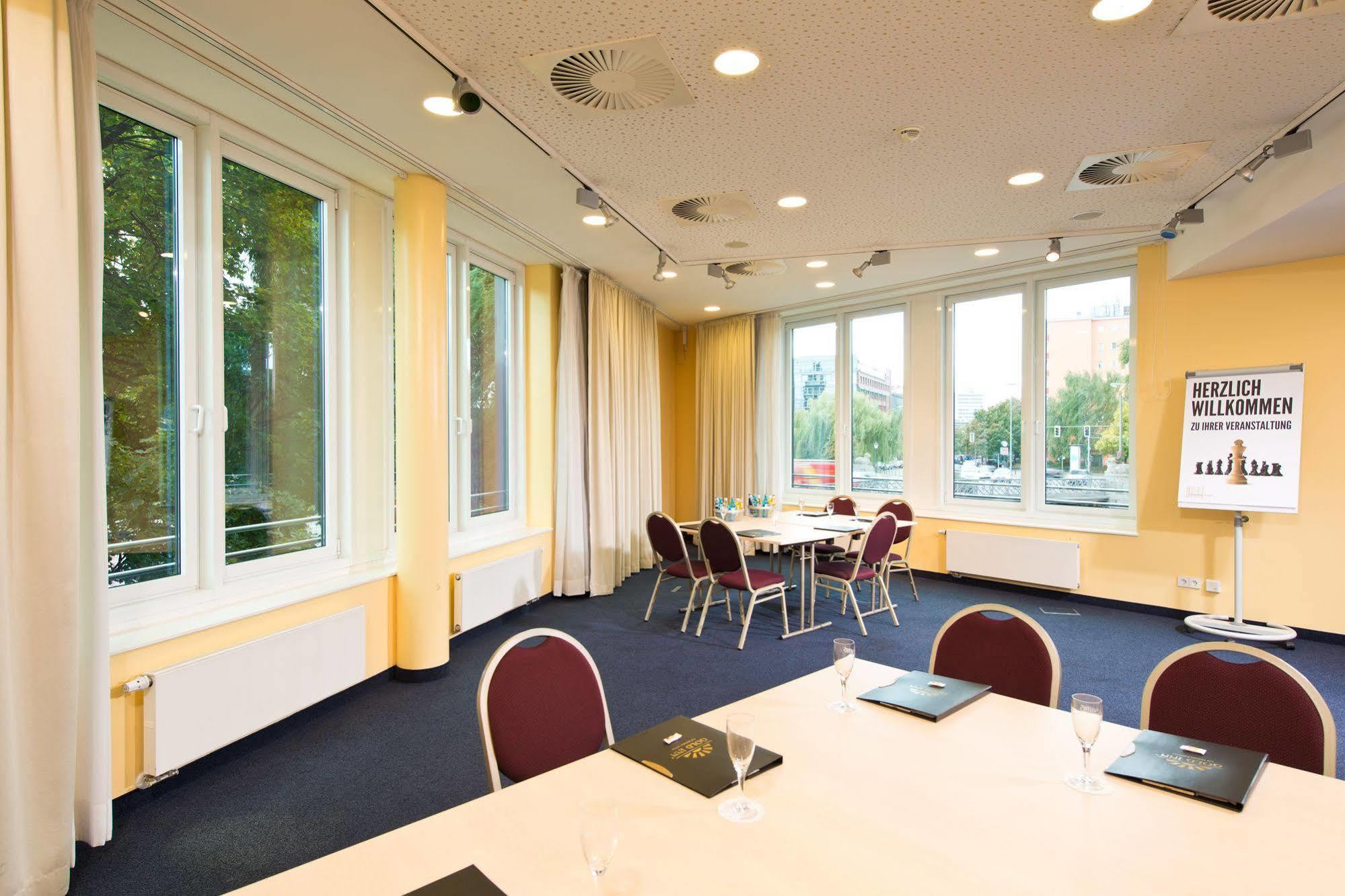 Adrema Hotel Berlin Bagian luar foto