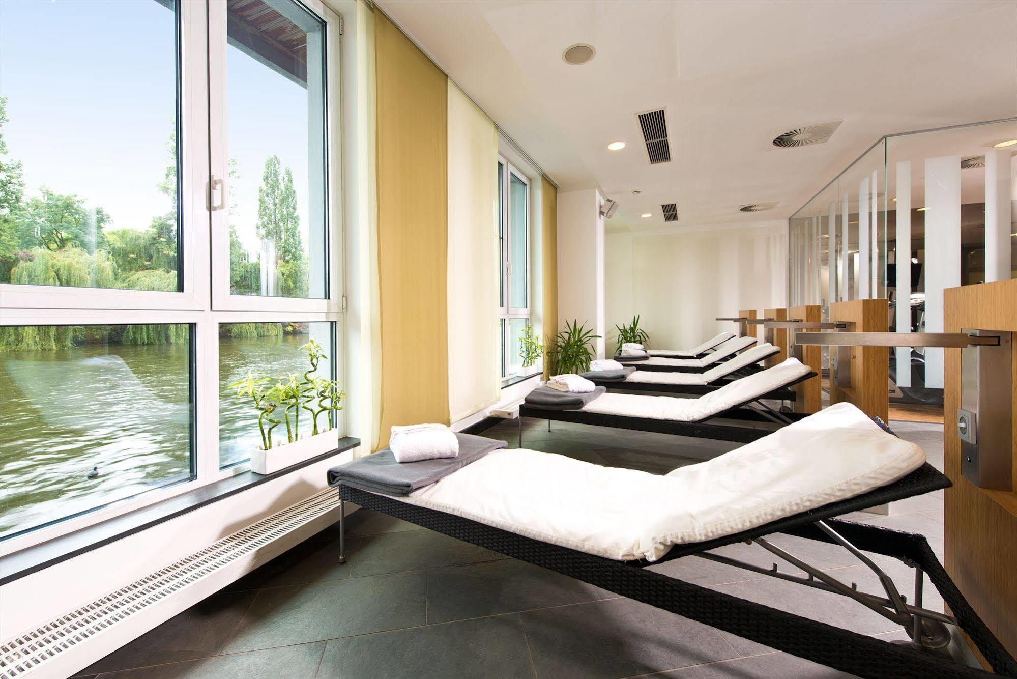 Adrema Hotel Berlin Bagian luar foto